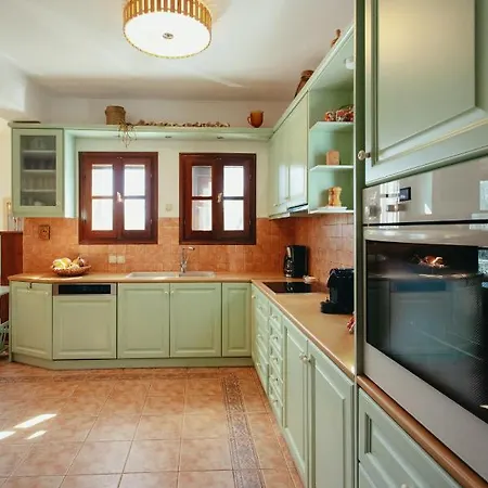 βίλλα φανούλα Fanoula Villa