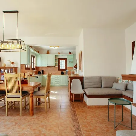 βίλλα φανούλα Fanoula *