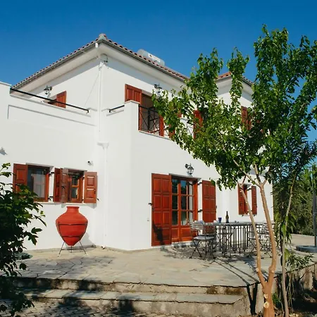 Vila βίλλα φανούλα Fanoula Chorto