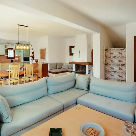 βίλλα φανούλα Fanoula Villa